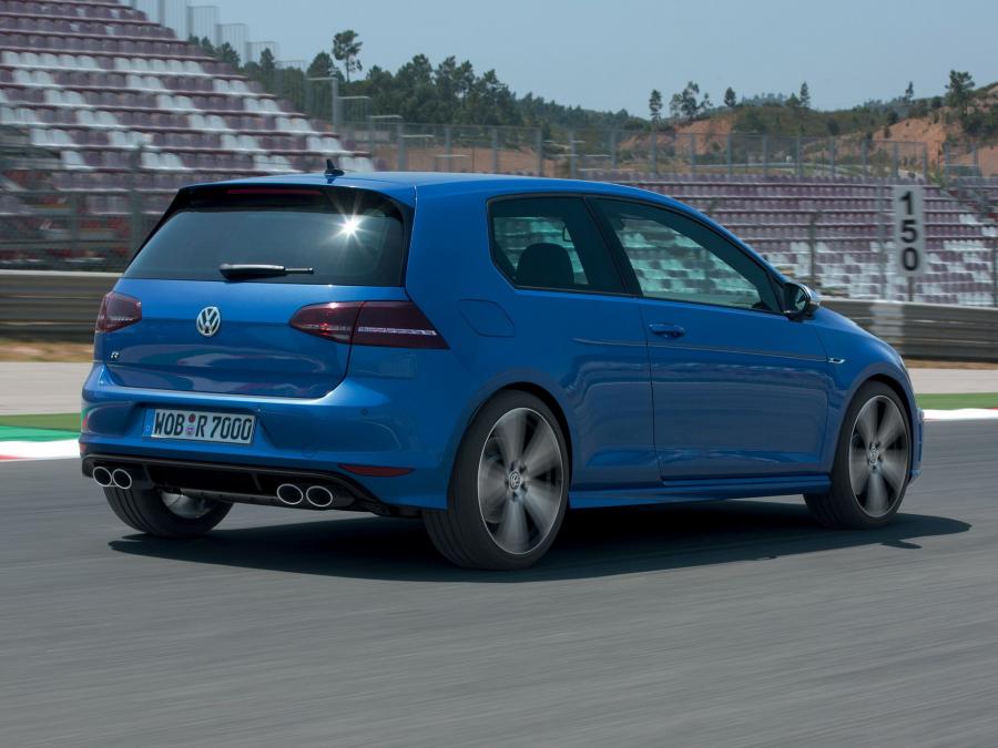  Volkswagen Golf R 3-Door 2013 года  (фото 7 из 22)